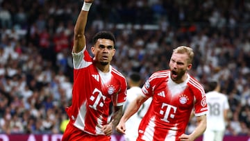 Soccer Football - UEFA Champions League - Quarter Final - First Leg - Real Madrid v Bayern Munich - Santiago Bernabeu, Madrid, Spain - April 7, 2026 Bayern Munich's Luis Diaz celebrates scoring their first goal REUTERS/Gonzalo Fuentes TPX IMAGES OF THE DAY