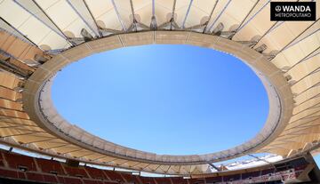 Obras en el Wanda Metropolitano: la cubierta ya est¨¢ terminada