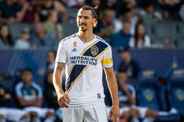 Tras anunciarse que el Manchester United y Zlatan habían llegado a un acuerdo para finalizar su contrato, en 2018 LA Galaxy trajo a uno de los jugadores que más impacto han tenido en la liga y quien se encargó de crear una fuerte rivalidad con LAFC y Vela.