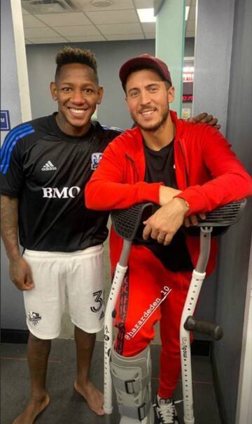 07/03/20 | Eden Hazard in crutches after his surgery.