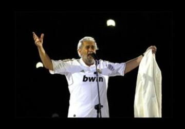 Plácido Domingo el tenor no pierde la chance de apoyar al Real Madrid, el equipo de sus amores