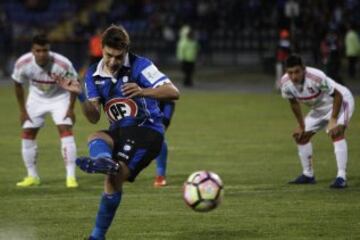 El volante central cruzado tuvo un paso por Rangers y en 2015 llega a Huachipato donde milita actualmente. Titular en el mediocampo de esa Sub 17.