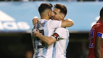 Soccer Football - International Friendly - Argentina vs Haiti - La Bombonera, Buenos Aires, Argentina - May 29, 2018   Argentina&#039;s Sergio Aguero celebrates scoring their fourth goal with Lionel Messi   REUTERS/Agustin Marcarian