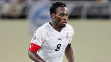 El ghanés Michael Essien renueva con el Chelsea hasta 2015