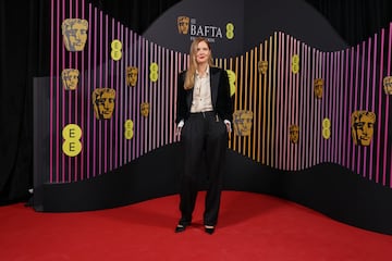 Director Justine Triet durante la alfombra roja de los Premios BAFTA 2024 celebrados en el Royal Festival Hall del Southbank Centre de Londres. 