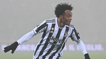 Cuadrado, en once ideal de la primera mitad de Serie A