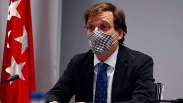 Almeida: "Almudena Grandes no merece ser Hija Predilecta"