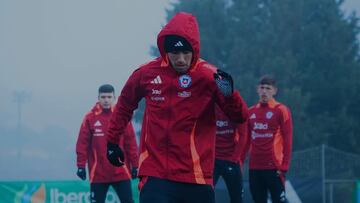 El ‘tapado’ de Jorge Almirón en Colo Colo: “Es muy inteligente y tiene buena técnica”