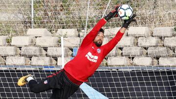 Moy&aacute; entrena con el Atl&eacute;tico. 