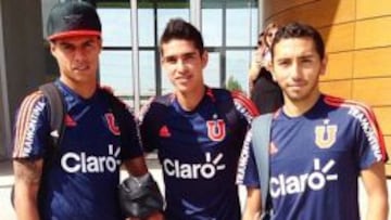 Cristián Cuevas saliendo del CDA junto a Benjamín Vidal y Sebastián Martínez.