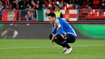 César Montes en un partido con el Espanyol.