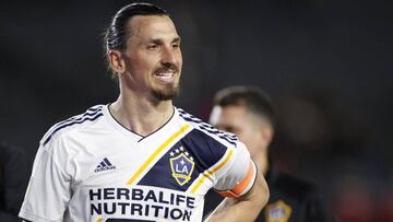 CARSON, CALIFORNIA - MARCH 02: Zlatan Ibrahimovic #9 of Los Angeles Galaxy leaves the field after defeating the Chicago Fire at Dignity Health Sports Park on March 02, 2019 in Carson, California.   Meg Oliphant/Getty Images/AFP
 == FOR NEWSPAPERS, INTERNET, TELCOS &amp; TELEVISION USE ONLY ==