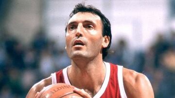 El Armani Milán retirará la camiseta de Dino Meneghin