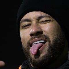 Neymar sends optimistic message as he heads back to Brazil