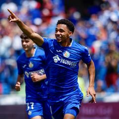 Gastón Álvarez no puede jugar en Arabia hasta que no se case