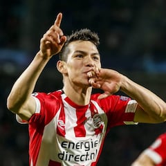 Chucky Lozano anota su primer gol en Champions League