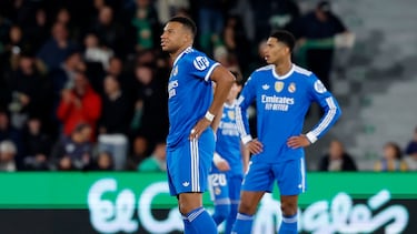 1x1 del Real Madrid contra el Elche: el duelo de pizarras acaba en tablas