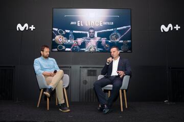 El periodista David Carnicero y Javier Castillejo en la presentación. 