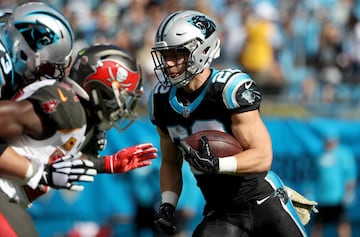 El running back de los Panthers coronó una gran tarde frente a Bucs. (27.70)