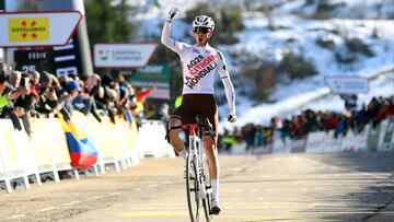 O'Connor logra el premio doble con un Ayuso que se muestra