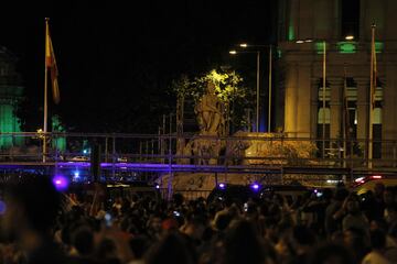 Los aficionados del Real Madrid celebraron título en La Cibeles.