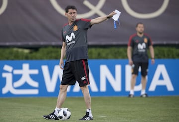 El primer entrenamiento de Hierro con España en imágenes