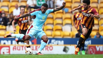 Andre Gray slams 'stone-age' Burnley fans after racism row