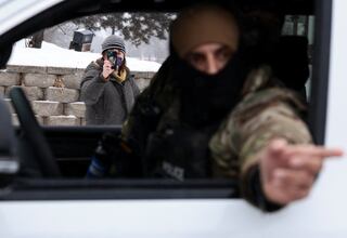 Revelan cómo graba el ICE sus intervenciones y operativos: un método innovador con el celular