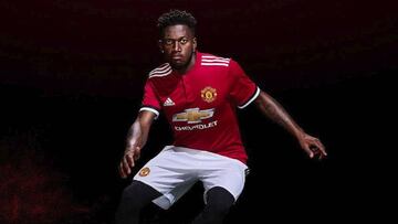 Fred, con la indumentaria de su nuevo equipo, el Manchester United.