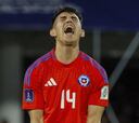 Chile paga caro los errores y se complica el sueño del Mundial