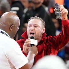 Conor McGregor booed off court after knocking out Miami Heat mascot