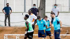 El próximo reto del Valencia es renovar a Gayà y Carlos Soler