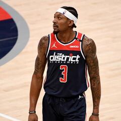 Which NBA players are still not vaccinated?