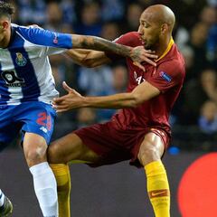 Un penalti de VAR de Florenzi mandó a casa al Roma