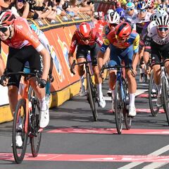 Ben Turner conquista la tercera etapa en un día marcado por las caidas