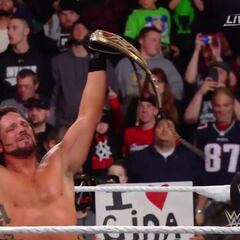 AJ Styles retiene su cinturón ante Mahal en Clash of Champions