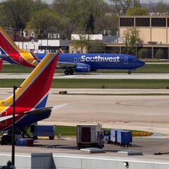 ¿Cómo reclamar a Southwest Airlines y quién puede pedir hasta $75 por retrasos o cancelaciones de vuelos?