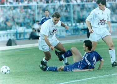 Al Albacete llegó en 1993 donde estuvo hasta 1995. Jugó 79 encuentros y marcó 1 gol. 