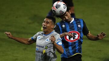 Huachipato no pudo contra la defensa del cuadro guaraní