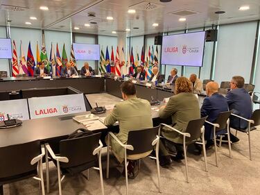 El Ceuta crece: seis fichajes, 3.300 abonados y el lunes estará en LaLiga