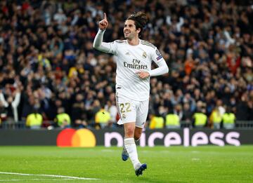 Cada año es una nueva aventura para el malagueño. Mientras Zidane siga adherido al 4-4-2 como recurso, parece tener hueco. Por ahí llegó el Isco de las finales de Cardiff y Kiev.