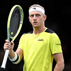 Davidovich sobrevive al bombardeo de Shelton; Bautista se lanza