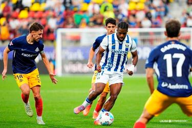 Golazo de falta de Duk para abrir el marcador ante el Andorra. El delantero del Leganés se vistió de Cristiano Ronaldo y su obús fue haciendo extraños hasta que terminó entrando en la portería, por toda la escuadra.