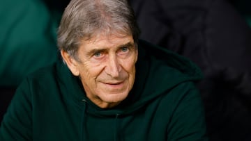Pellegrini, ante el Feyenoord.
