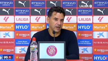 Míchel Sánchez, destaca el desempeño del colombiano en los últimos partido, pero la 10 se la regalaron y debieron esperar a que se la ganara. La 10 es de James, pero él está en el otro lado, resaltó el entrenador.