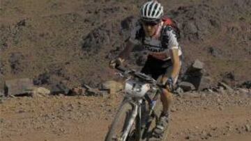 Heras reina en Granada y gana su tercera Titan Desert