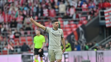 Jesús Areso jugando con Osasuna.