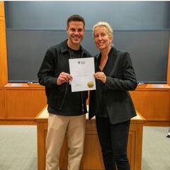 ¡Azpilicueta se licencia en Harvard!
