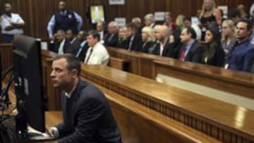 Comenzó el juicio a Pistorius, quien se declara "no culpable"