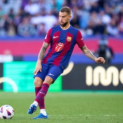 Why Barcelona are having problems with TikTokers and social media influencers